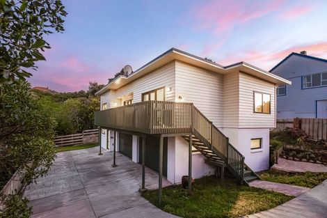 Photo of property in 25a Hiwi Crescent, Titahi Bay, Porirua, 5022