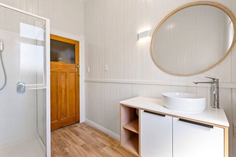 Photo of property in 3 Moeller Street, Taradale, Napier, 4112