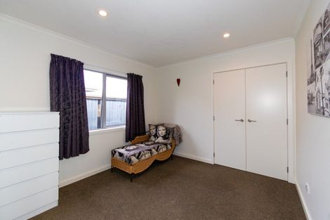 Photo of property in 4 Gregory Grove, Clive, 4102