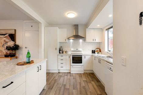 Photo of property in 6 Duncan Street, Tawa, Wellington, 5028