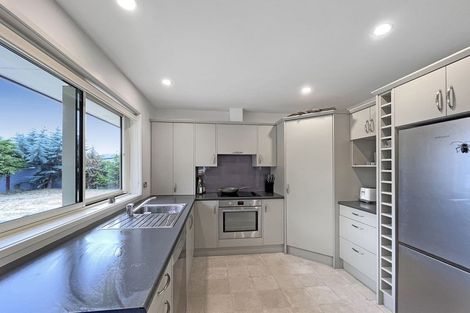 Photo of property in 14 Irishman Drive, Twizel, 7901