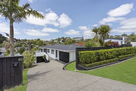 Photo of property in 44 Matipo Road, Mairangi Bay, Auckland, 0630