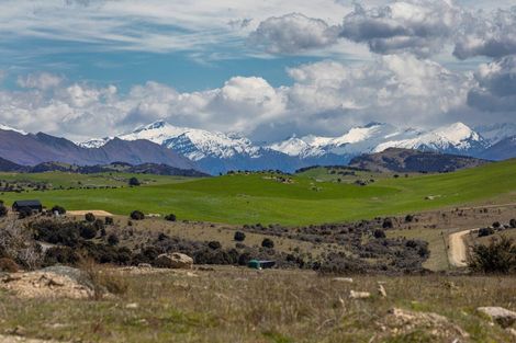 Photo of property in 23 Miharo Lane, Queensberry, Cromwell, 9383