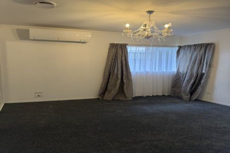 Photo of property in 5a Thurston Place, Bucklands Beach, Auckland, 2012