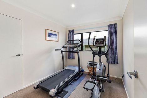 Photo of property in 72 Staithes Drive North, Whitby, Porirua, 5024