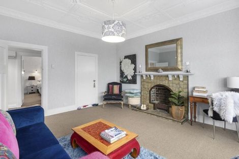 Photo of property in 274 Macandrew Road, Forbury, Dunedin, 9012