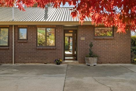Photo of property in 144 Beacon Point Road, Wanaka, 9305