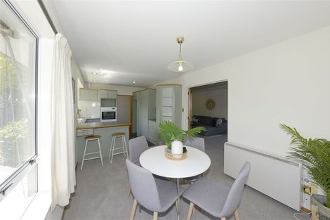 Photo of property in 1/64 Apsley Drive, Avonhead, Christchurch, 8042