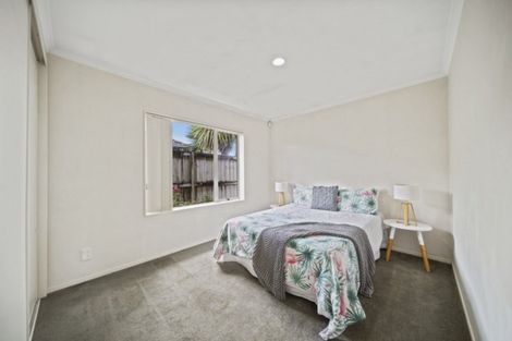 Photo of property in 7 Villino Place, Randwick Park, Auckland, 2105