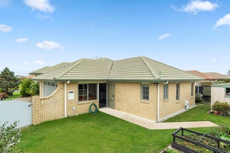Photo of property in 4 Crichton Terrace, Mount Maunganui, 3116