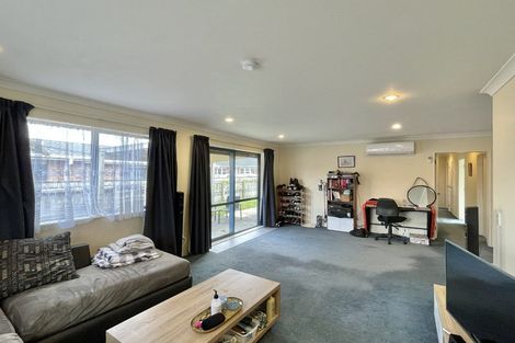 Photo of property in 17 Phar Lap Grove, Trentham, Upper Hutt, 5018