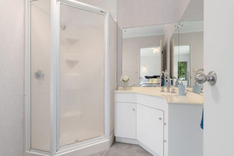 Photo of property in 41 Westpark Drive, West Harbour, Auckland, 0618