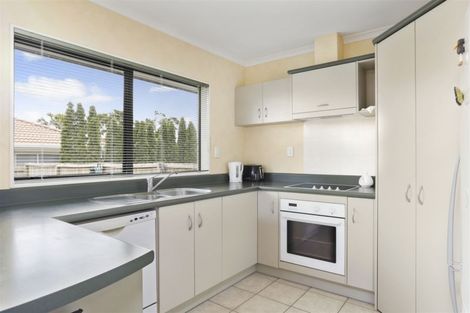 Photo of property in 446d West Coast Road, Glen Eden, Auckland, 0602