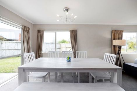 Photo of property in 81 Wiltshire Drive, Huntington, Hamilton, 3210