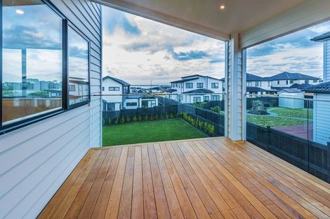 Photo of property in 9 Hapukupuku Avenue, Beachlands, Auckland, 2018