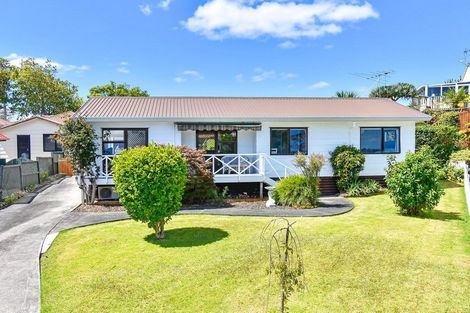 Photo of property in 34 Bluewater Place, Wattle Downs, Auckland, 2103