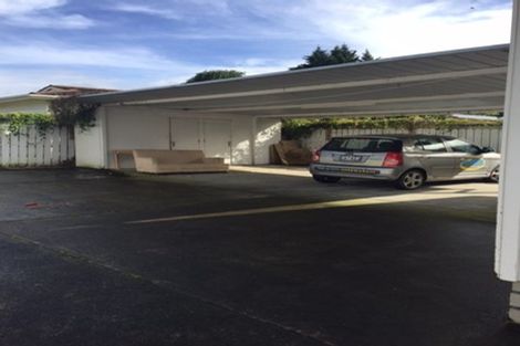 Photo of property in 2/12 Barneys Farm Road, Clendon Park, Auckland, 2103