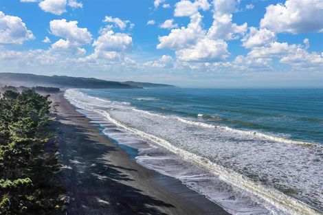 Photo of property in 28 Chamberlain Avenue, Amberley, 7481