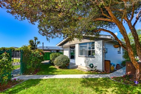 Photo of property in 30 Shetland Street, Woolston, Christchurch, 8062