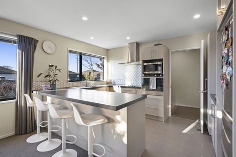 Photo of property in 37 Parklea Avenue, Halswell, Christchurch, 8025