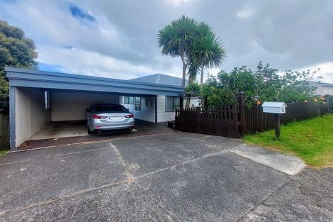 Photo of property in 36 Ellesmere Crescent, Pakuranga Heights, Auckland, 2010