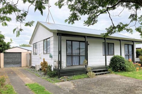 Photo of property in 33 Crawshaw Drive, Nawton, Hamilton, 3200