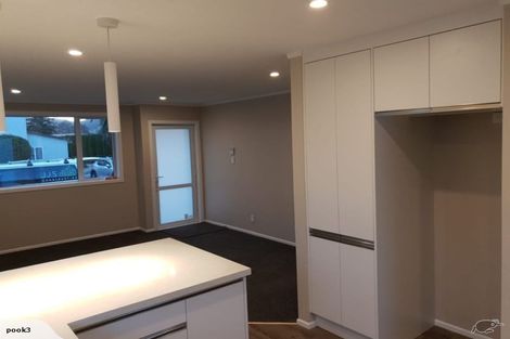 Photo of property in 1/12 Poplar Grove, Ebdentown, Upper Hutt, 5018