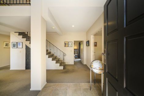 Photo of property in 17 Montgomery Terrace, Hokowhitu, Palmerston North, 4410