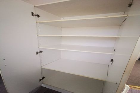 Photo of property in 20 Serwayne Place, Sunnyvale, Auckland, 0612