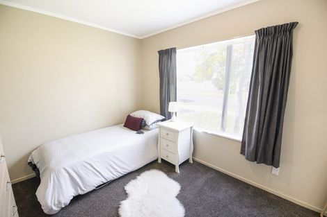 Photo of property in 52 Spriggs Crescent, Greenmeadows, Napier, 4112