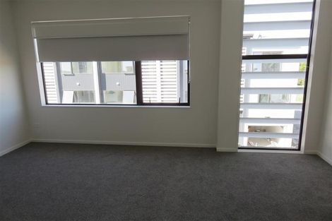 Photo of property in 3 Carder Court, Hobsonville, Auckland, 0618
