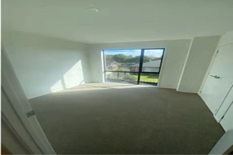 Photo of property in 31/47a Huntington Drive, Huntington Park, Auckland, 2013