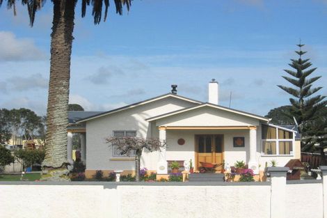 Photo of property in 9 Leslie Street, Waitara, 4320