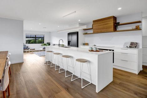 Photo of property in 5 Marlin Terrace, Bell Block, New Plymouth, 4312