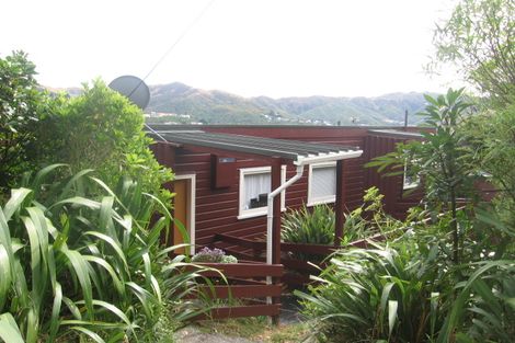 Photo of property in 18 Edgeware Road, Wilton, Wellington, 6012