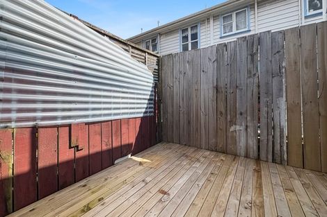 Photo of property in 4/2 Benzie Avenue, Elderslea, Upper Hutt, 5018