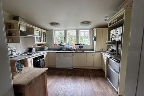 Photo of property in 37 Charlotte Avenue, Brooklyn, Wellington, 6021