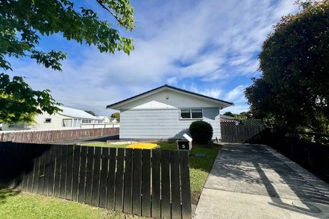 Photo of property in 5 Bluewater Place, Wattle Downs, Auckland, 2103
