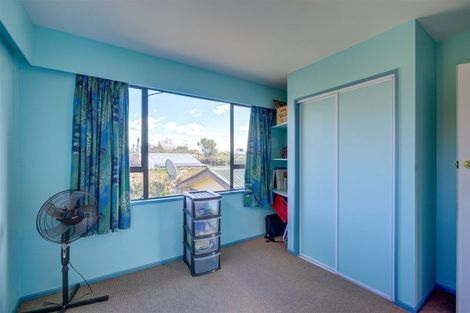 Photo of property in 33 Queens Avenue, Waikuku Beach, 7402