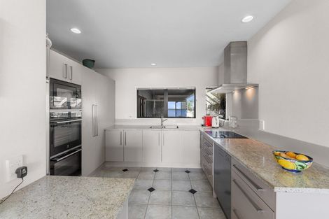 Photo of property in 108 Clovelly Road, Bucklands Beach, Auckland, 2012