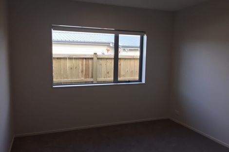 Photo of property in 12 Kaimanawa Road, Karaka, Papakura, 2113