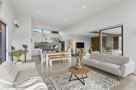 Photo of property in 64a Moir Point Road, Mangawhai Heads, Mangawhai, 0505