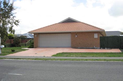 Photo of property in 22 Lowes Road, Rolleston, 7614