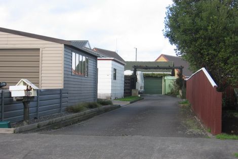 Photo of property in 35 Willowstream Grove, Cloverlea, Palmerston North, 4412