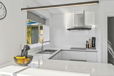 Photo of property in 79 Gladson Avenue, Sockburn, Christchurch, 8042