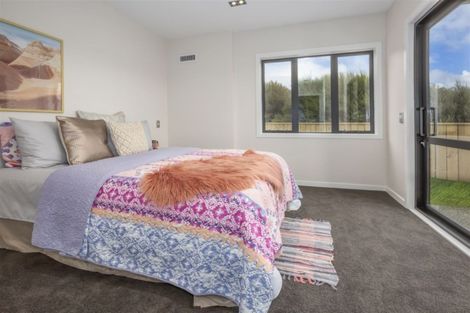 Photo of property in 19 Wangapeka Way, Aotea, Porirua, 5024