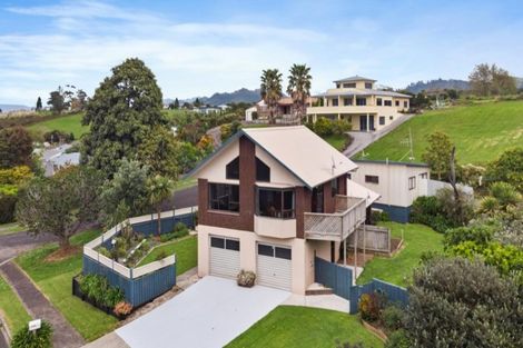 Photo of property in 23 Pohutukawa Drive, Athenree, Katikati, 3177