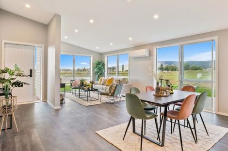 Photo of property in 24 Oldfield Lane, Marton, 4710