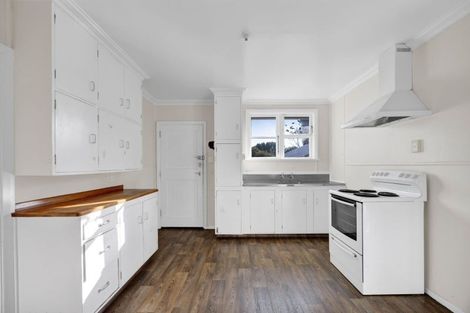 Photo of property in 27 Strange Street, Waitara, 4320