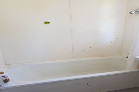 Photo of property in 34a-d Cornwall Crescent, Cannons Creek, Porirua, 5024